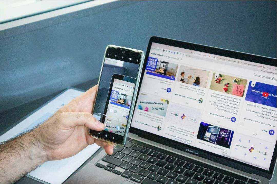 Services Social Ads
